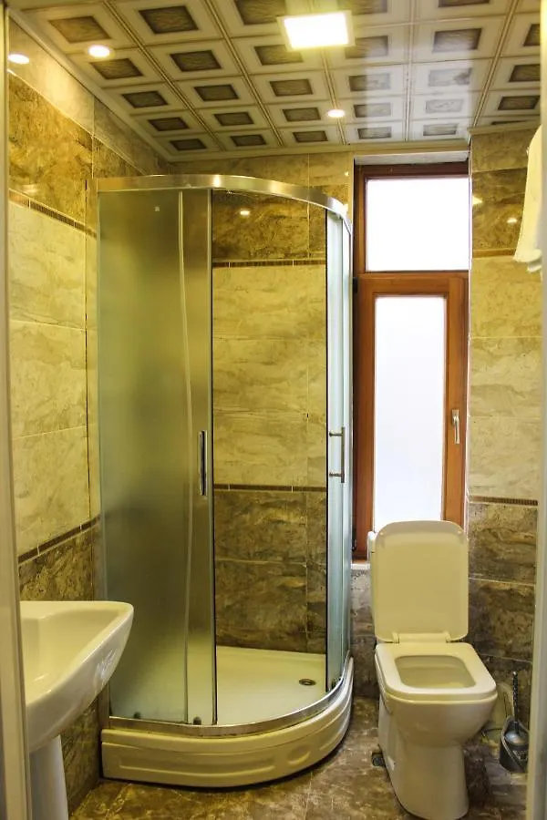 Phoenix Hotel Baku 3*,