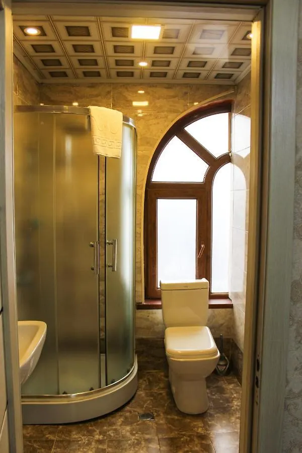 Phoenix Hotel Baku 3*,